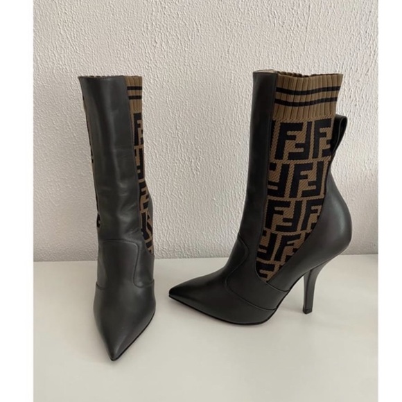 AUTHENTIC FENDI MID CALF BOOTS - Picture 3 of 12